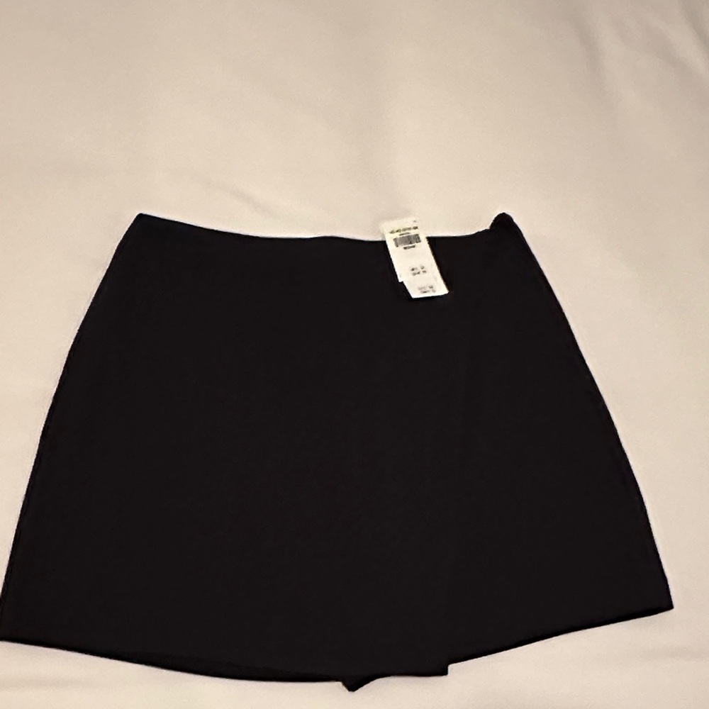 Abercrombie & Fitch Black Scarlett Mini Skort
